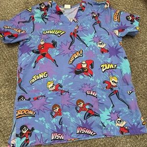DISNEYS THE INCREDIBLES CARTOON PRINT SCRUB TOP